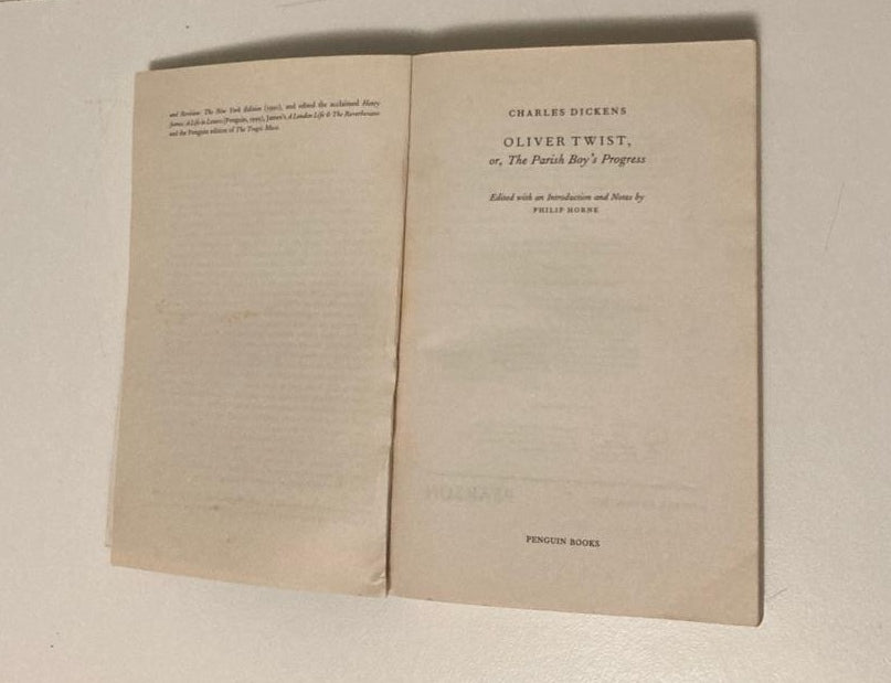 Oliver Twist - Charles Dickens