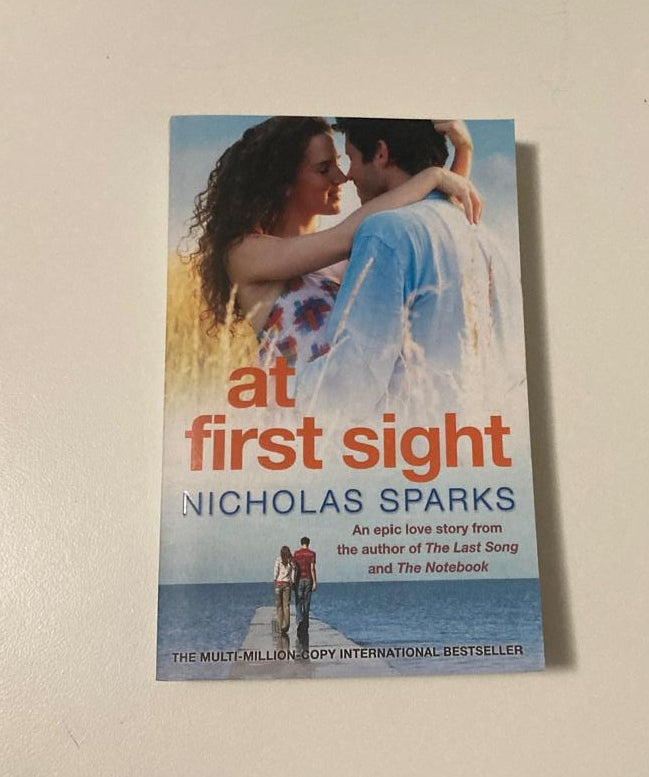 At first sight - Nicholas Sparks (Jeremy Marsh & Lexie Darnell #2)