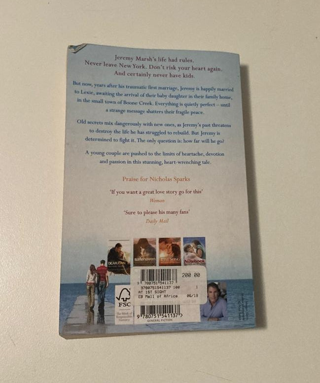 At first sight - Nicholas Sparks (Jeremy Marsh & Lexie Darnell #2)
