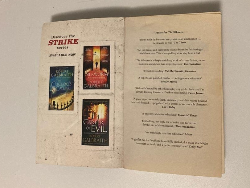 The silkworm - Robert Galbraith (Cormoran Strike #2)