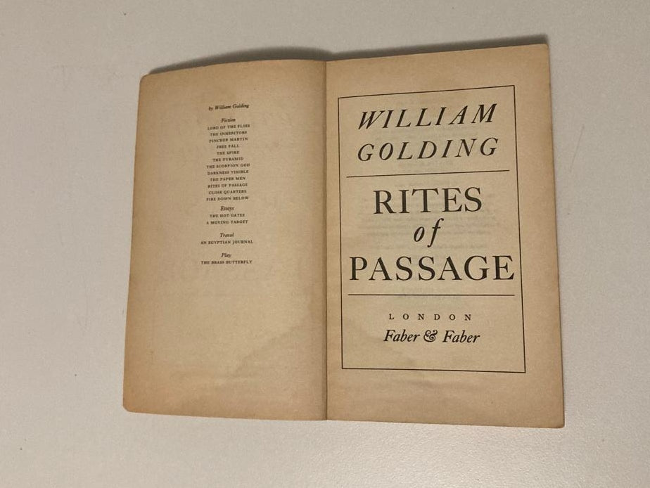 Rites of passage - William Golding (To the Ends of the Earth #1)