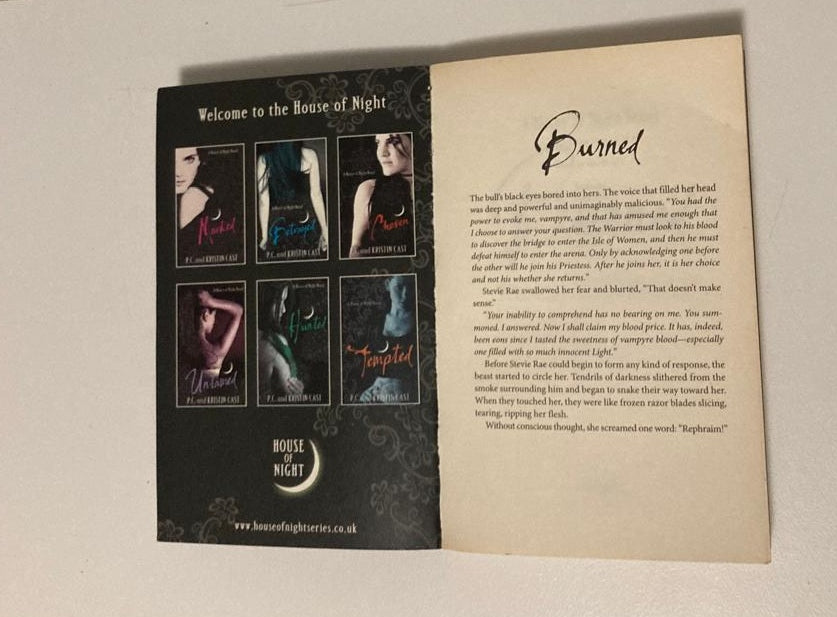 Burned - P.C. and Kristin Cast (House of Night #7)