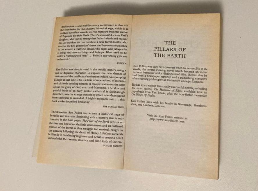 The pillars of the earth - Ken Follett (Kingsbridge #1)
