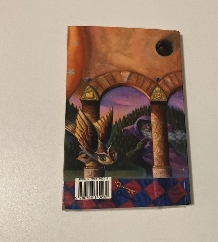 Harry Potter en die towenaar se steen - J.K. Rowling (Harry Potter #1)
