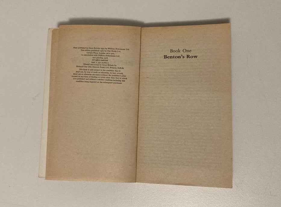 Benton's row - Frank Yerby