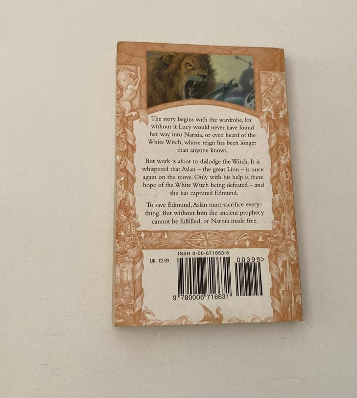 The lion, the witch and the wardrobe - C.S. Lewis (The Chronicles of Narnia #1)