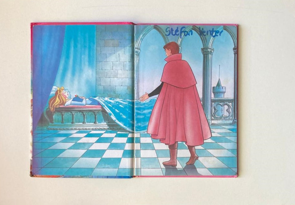 Die slapende prinses - Walt Disney Productions