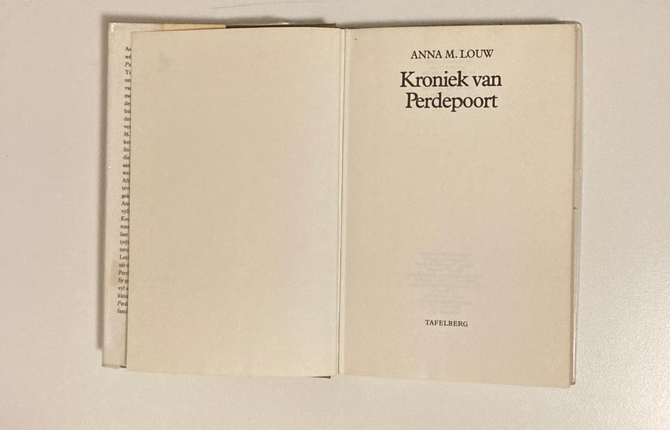 Kroniek van Perdepoort - Anna M. Louw (First edition)