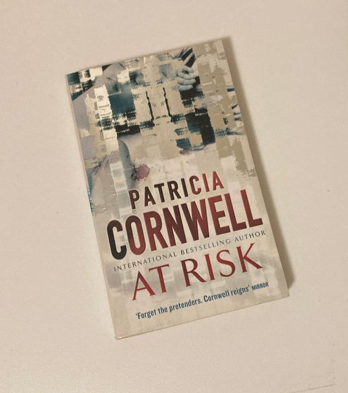 At risk - Patricia Cornwell (Winston Garano #1)