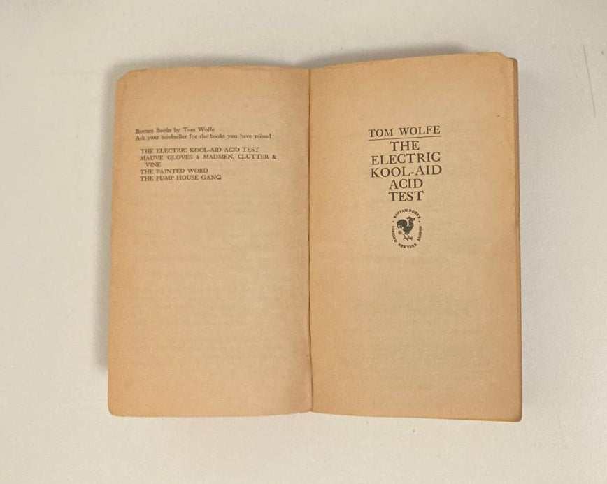 The electric kool-aid acid test - Tom Wolfe