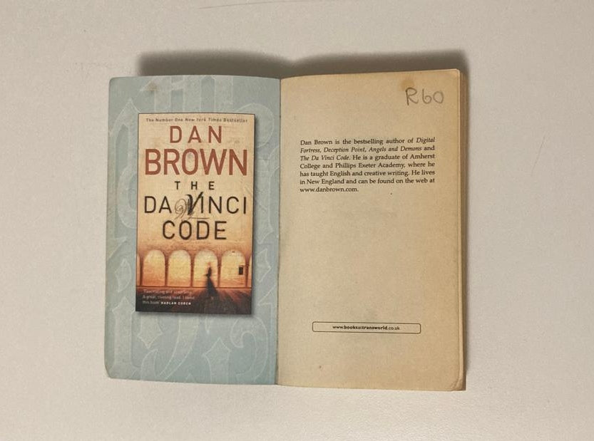 Angels and demons - Dan Brown (Robert Langdon #1)