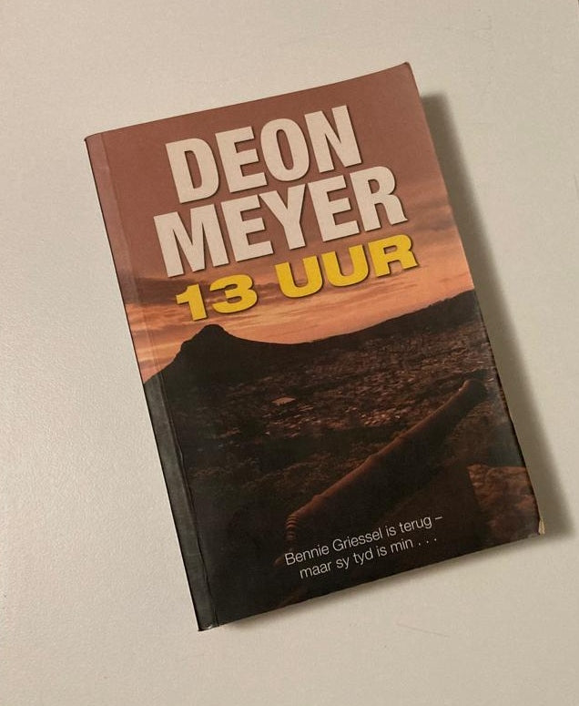 13 uur - Deon Meyer (First edition)