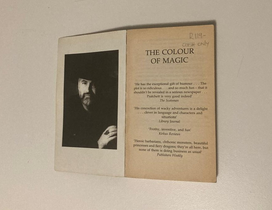 The colour of magic - Terry Pratchett (Discworld #1)