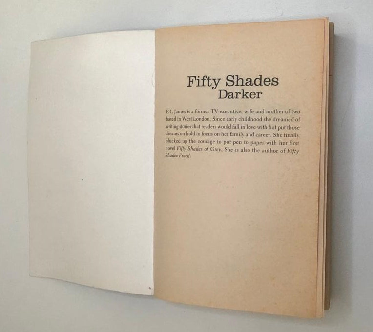 Fifty shades darker - E.L. James